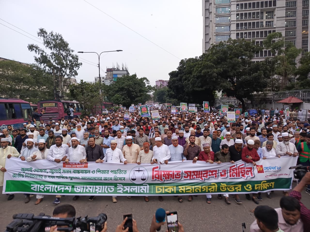 da25f5f3-4d50-4f53-9515-677d3a2b0b2e36181