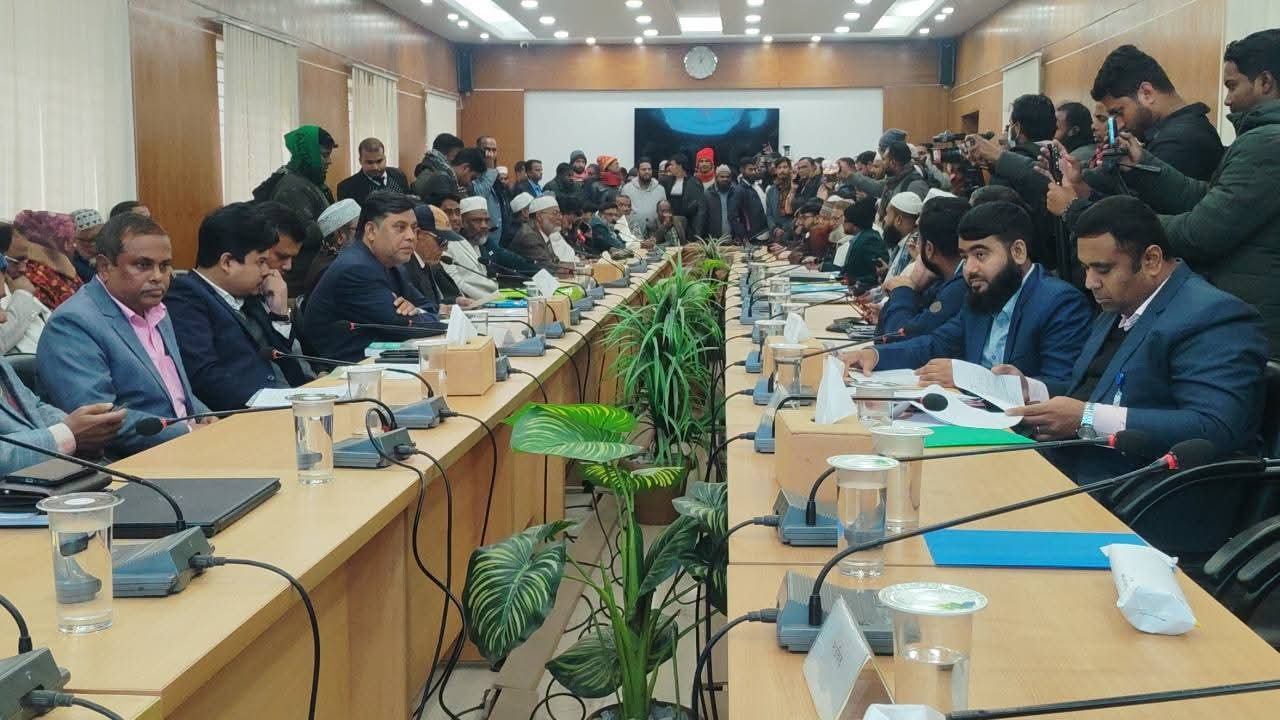 b3650507-433c-49b0-a0ca-60c7dc0a371d38704