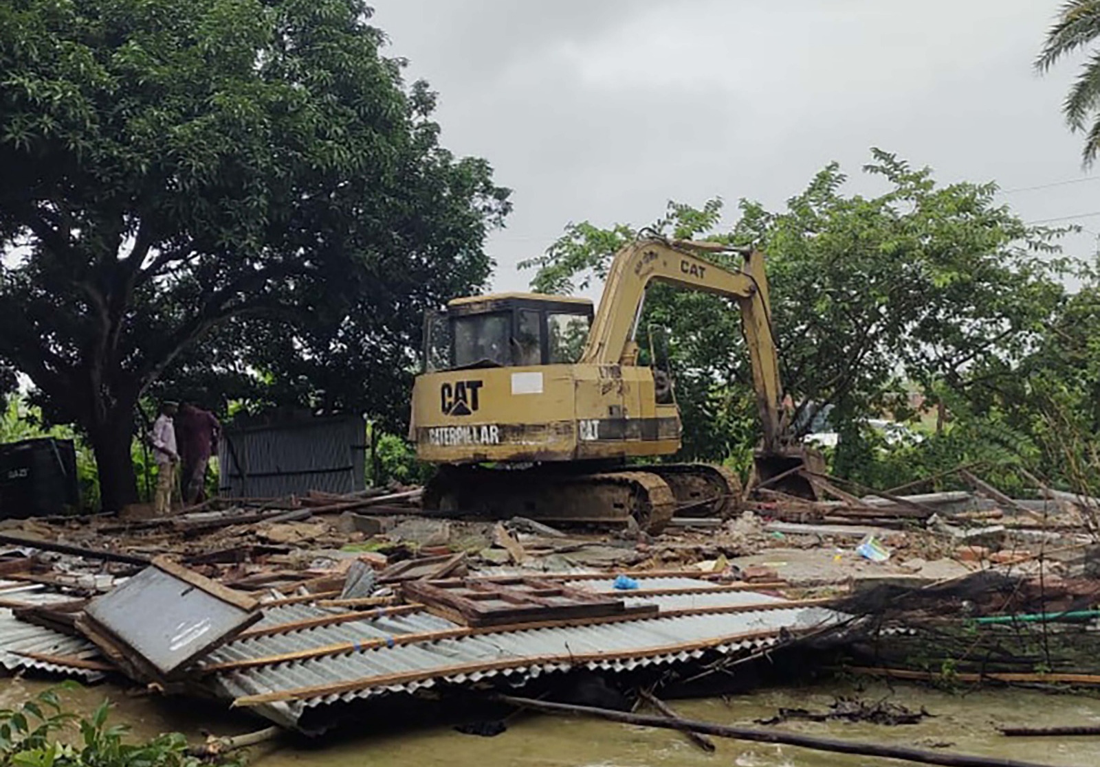 f6f2ccc4-4b6c-4de6-8977-e21e6e0ad61334782