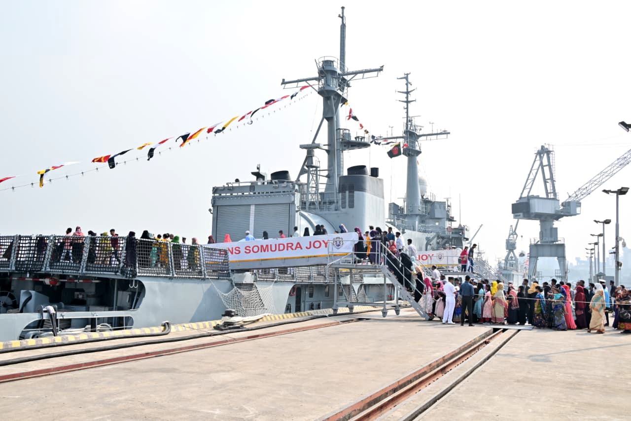 e3e83f0e-9397-45c8-b2cc-33f37ff4f5bf38312