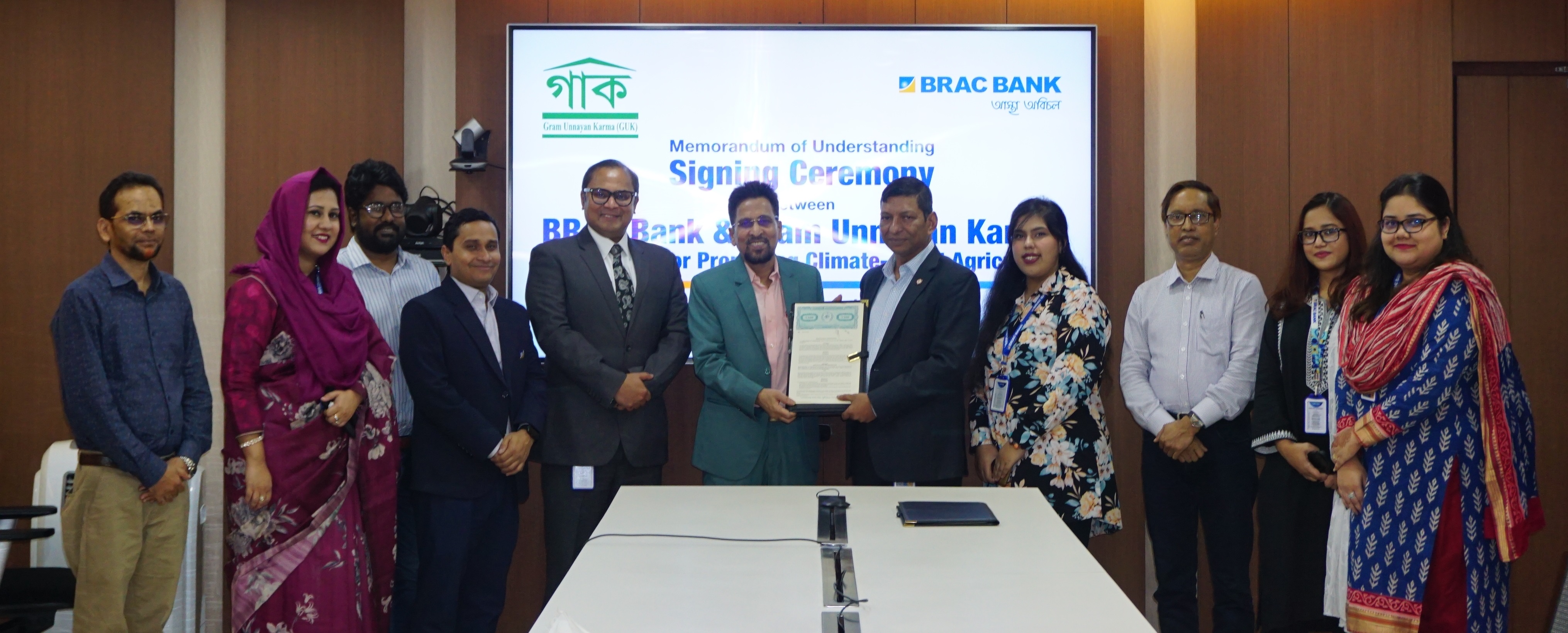 185850b5-6ba3-4552-aa3d-c82a5a15f27626548