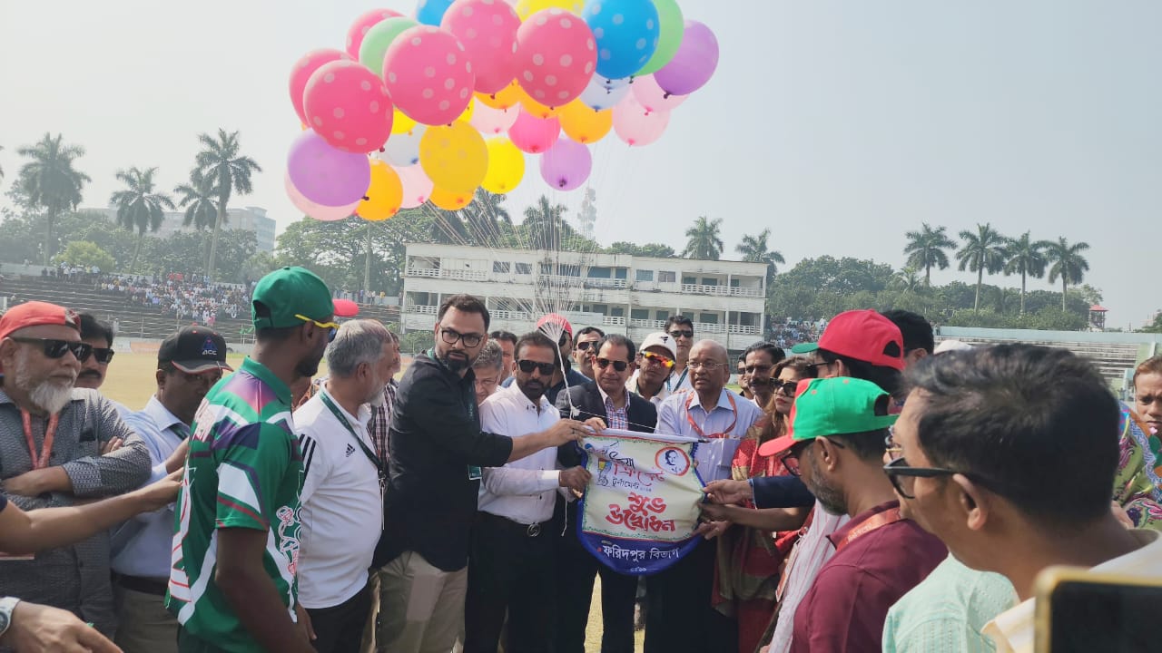 417c87bd-6259-4efc-9147-d053e89bdbc528884