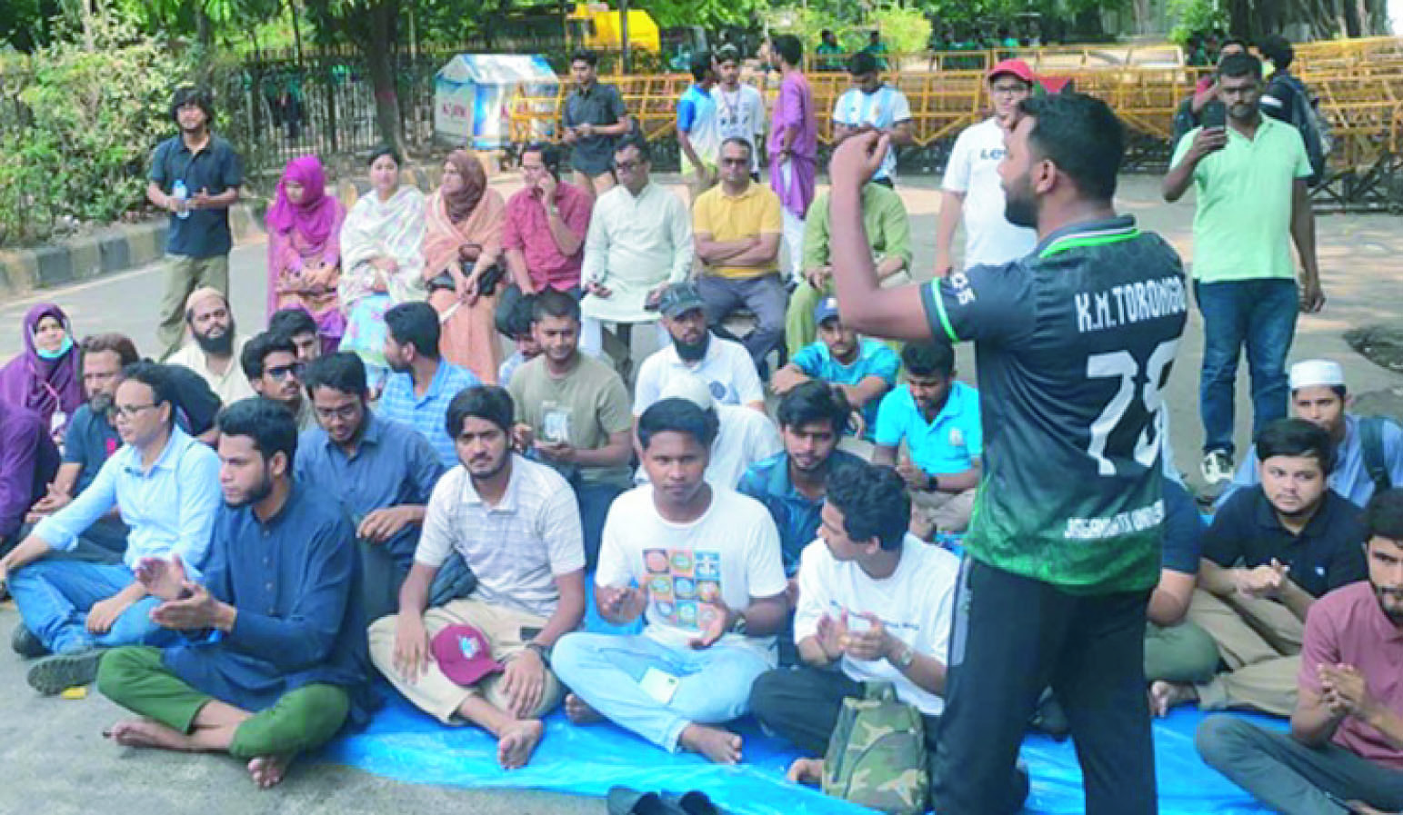 b5979a12-b9ec-4283-917d-638fc4807e5233163