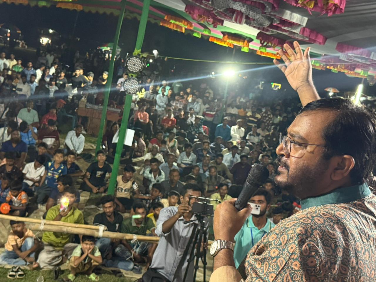 f5fbb3fd-9470-4674-9dfa-29dcebd5cf8837102