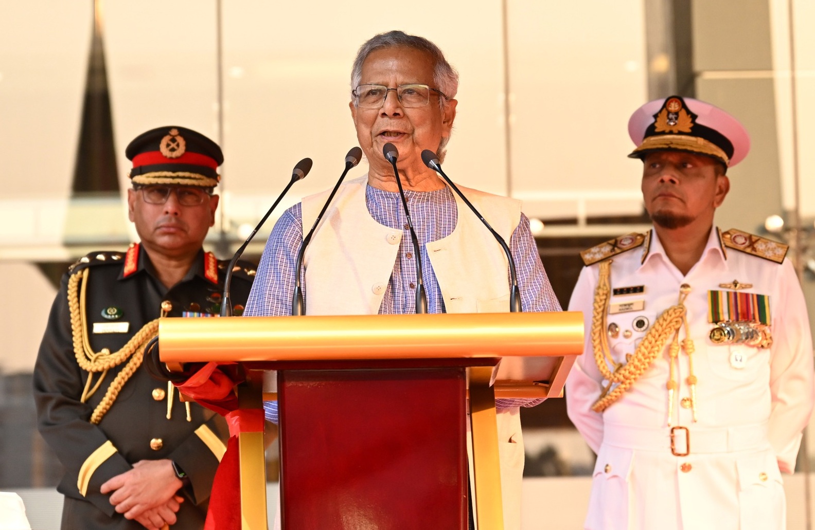 375e38b0-3ff8-4045-bf58-00116dfe17d037763