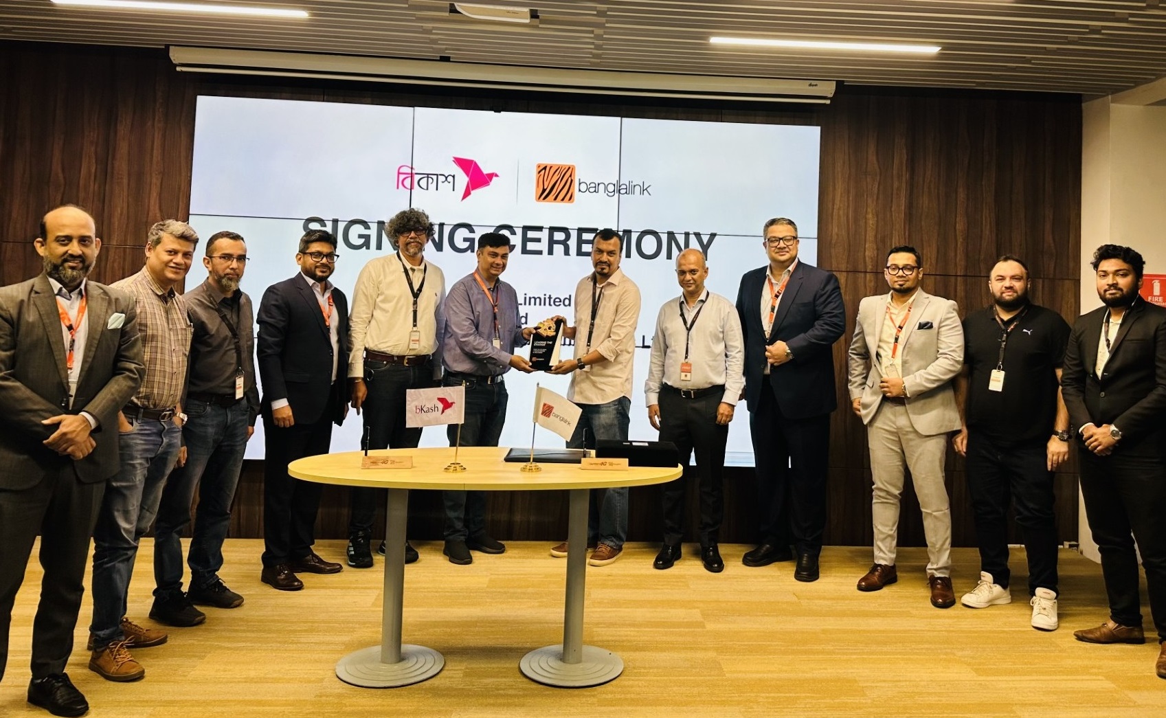 6aee2b90-6bfa-4e67-aeb7-845808ae928034891