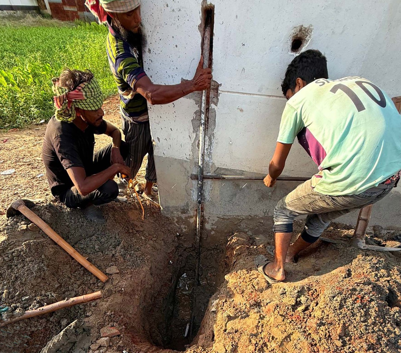 52c39c16-8c25-4e5a-b18d-768a81708f9335141