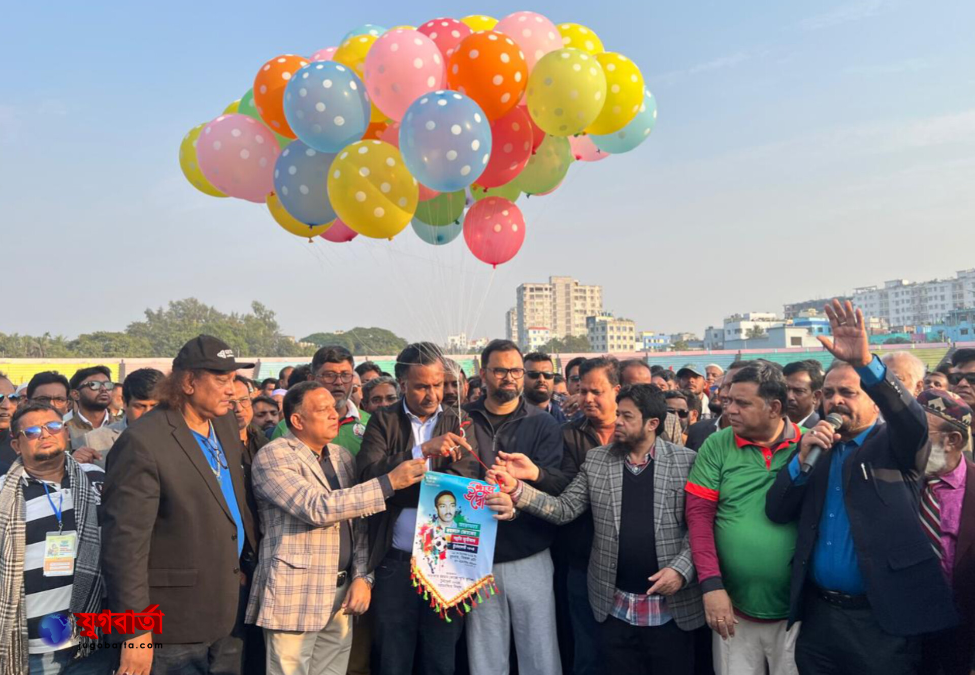 7d822336-924b-4e26-9387-ed5c1871a25129826