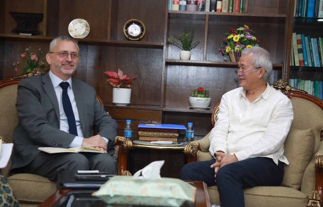 b9660089-5772-432a-9b03-6a1d3202af6228441