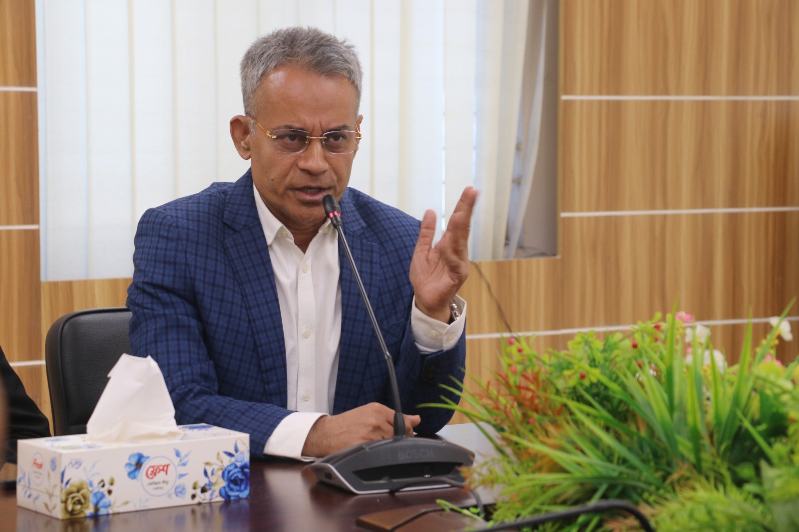 b51b7411-7b85-4b4b-b698-0a9090e2e70940054