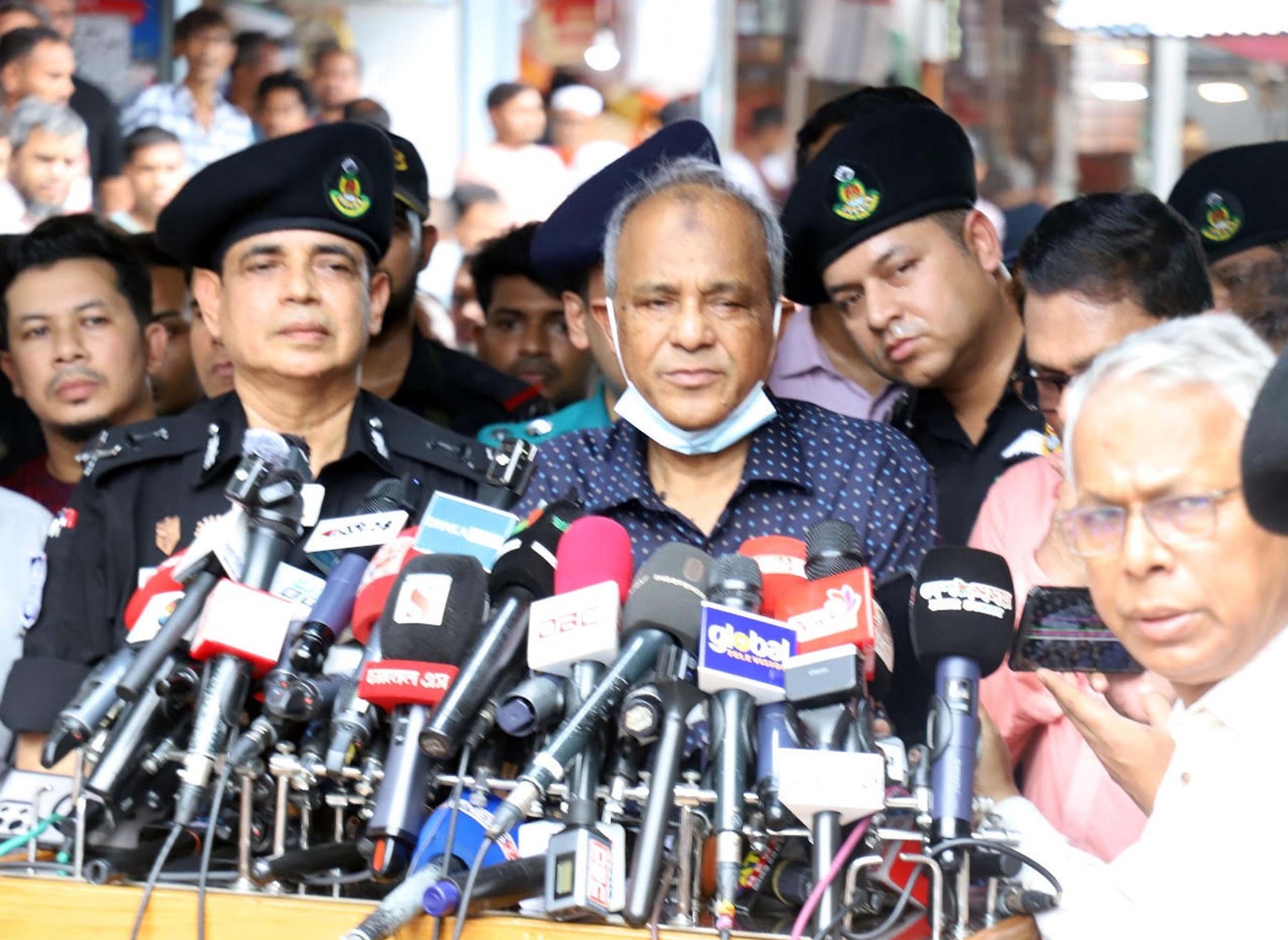 2e98d4b0-174e-4d23-99b0-e4bde86af9fb35301