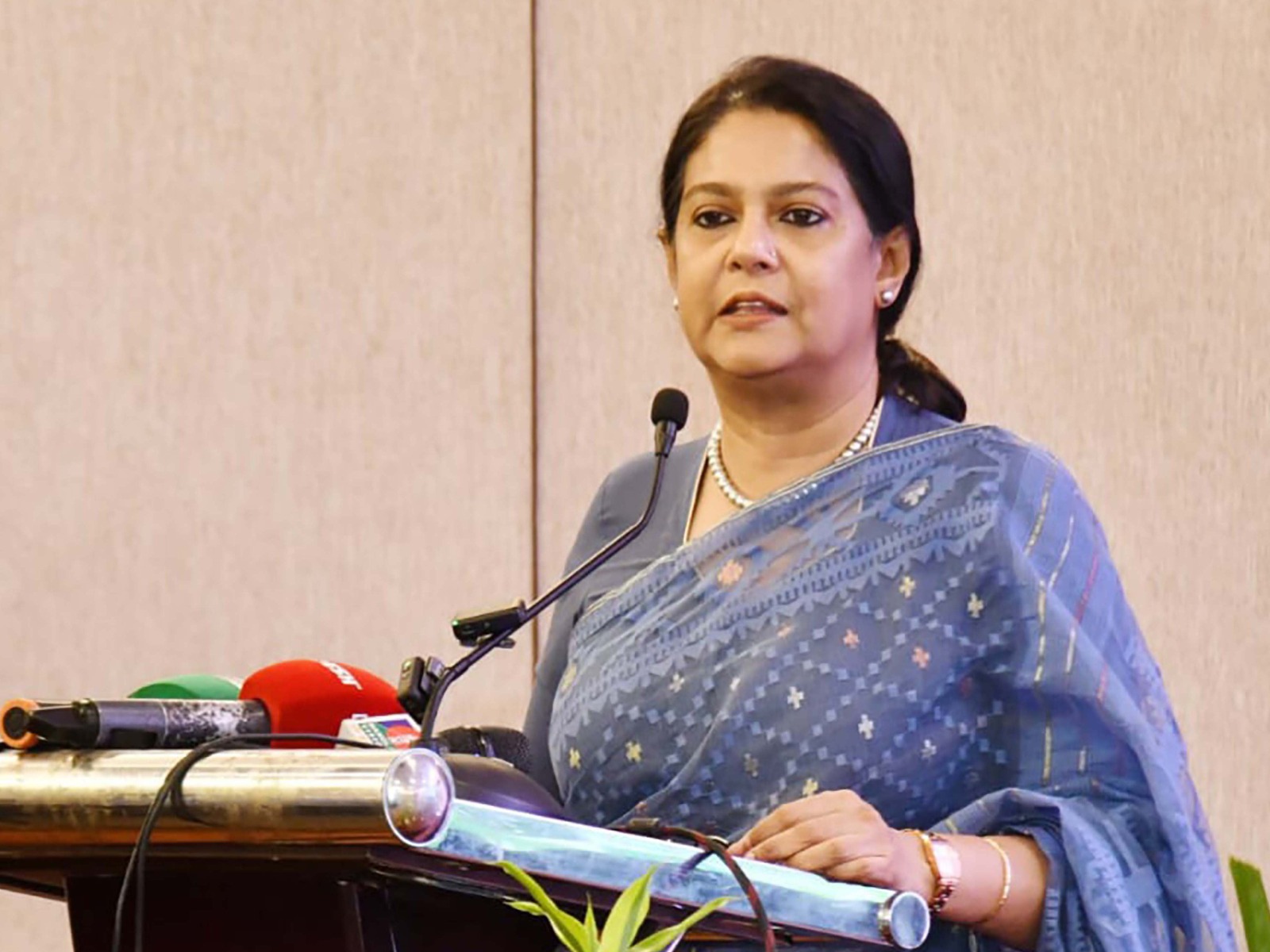 b4a07cb0-8000-48cf-96b1-1bde01eee57535727