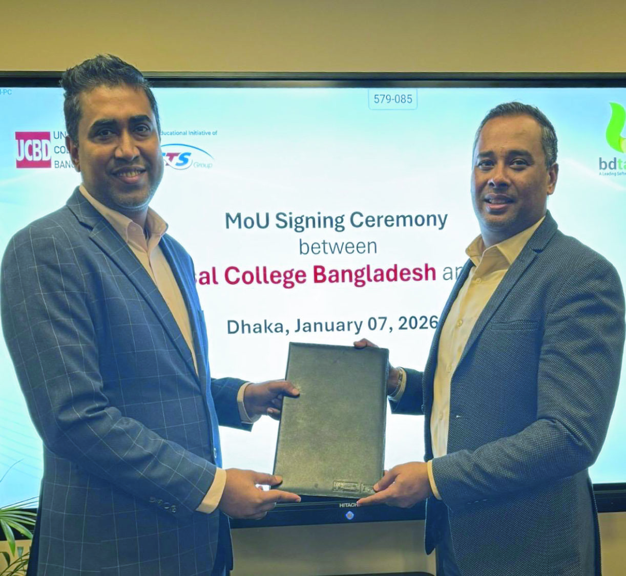 ed843bb3-519e-41f3-8b7b-d4cc8fffbd9138904