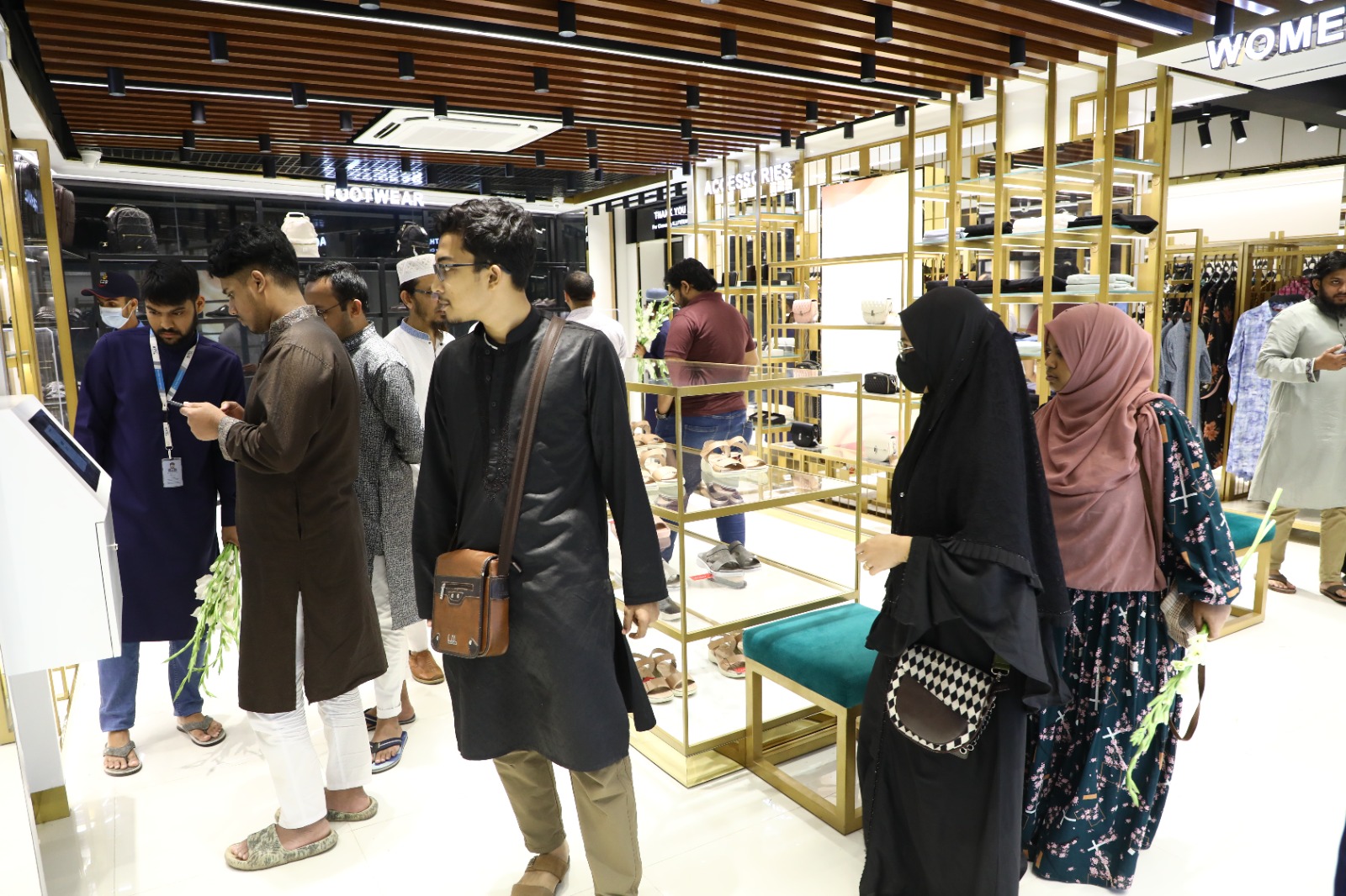 0b659288-5114-47fe-9c19-808a71653f9840096