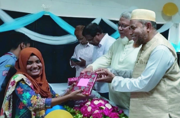 8637e4a0-a833-4581-913a-61f5286efaf333969