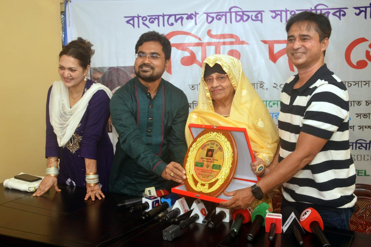 915e7cb4-1ae1-4e21-8492-2560cae0e04634573