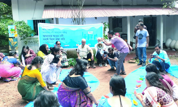 05a566de-4edb-4b36-bb6b-3588d6c80a9e36437