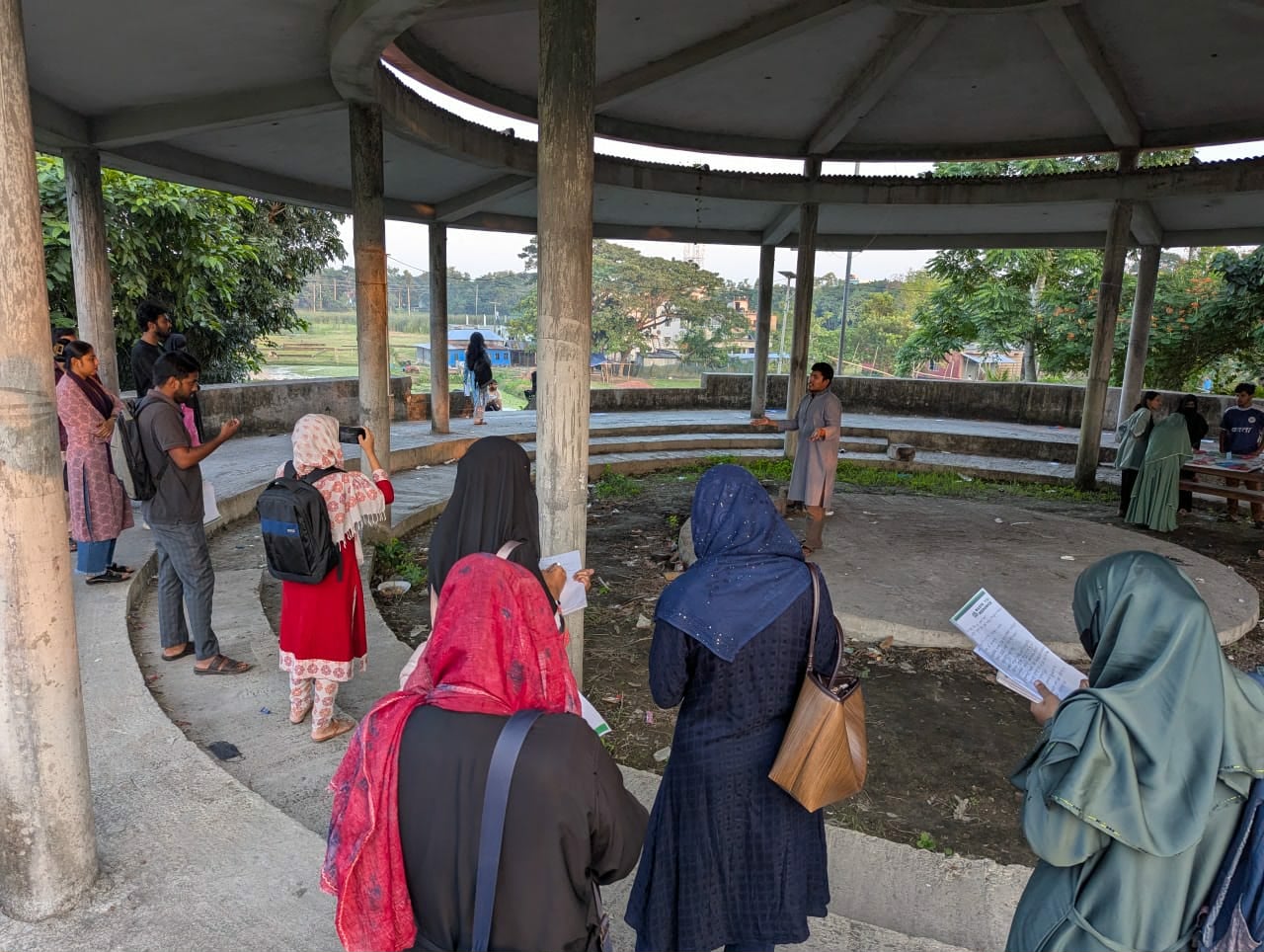 b2ef4e7a-dc19-430d-8322-ae660bd6d62e37426