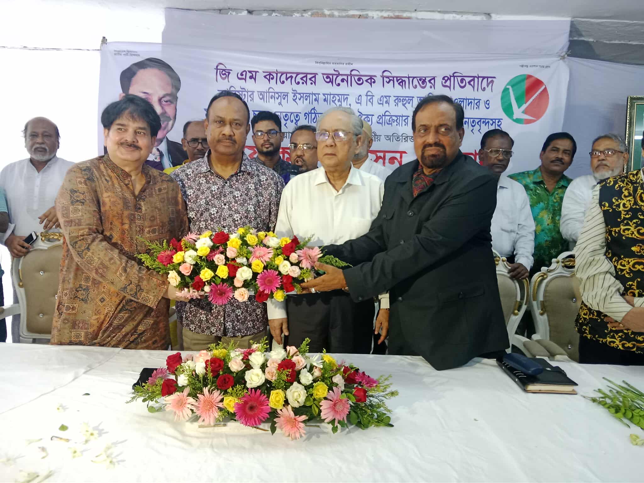 56f16116-08cd-4366-af49-82343ec7bfc434352