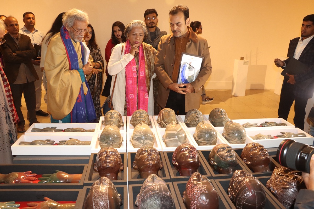 1e3cc8ae-bac9-4d75-af1f-9daf3ab2420b29724