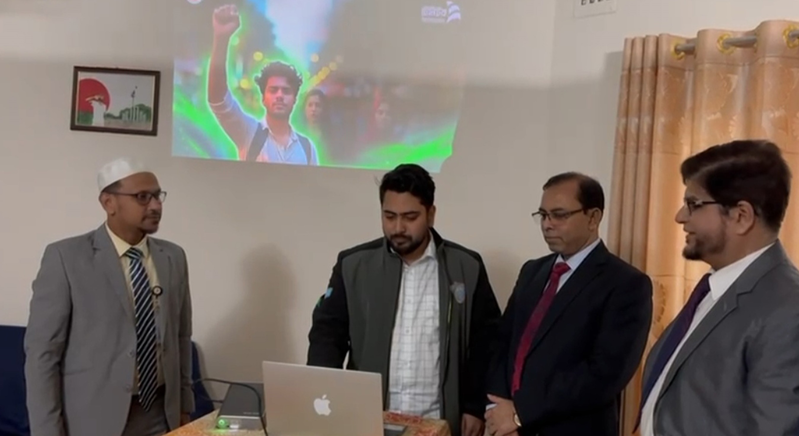 9d869892-414e-4e00-b7df-8d3e8c1dcd5c29954