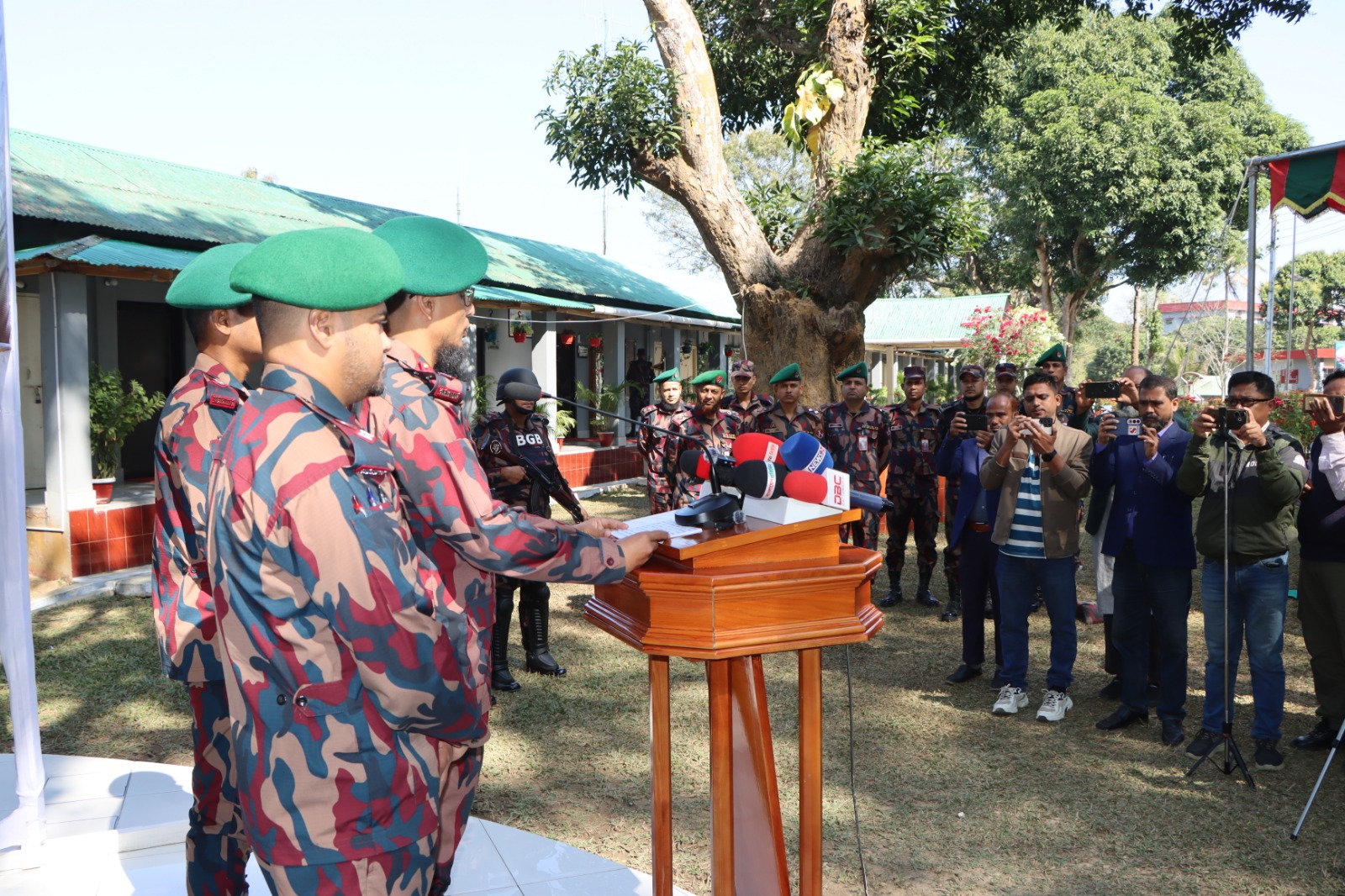 9f3c7b72-12a1-4180-8e68-e580fe78610539464