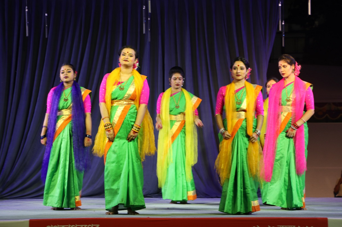 3313b5df-fb24-4496-a4e7-d61b4bead33328502