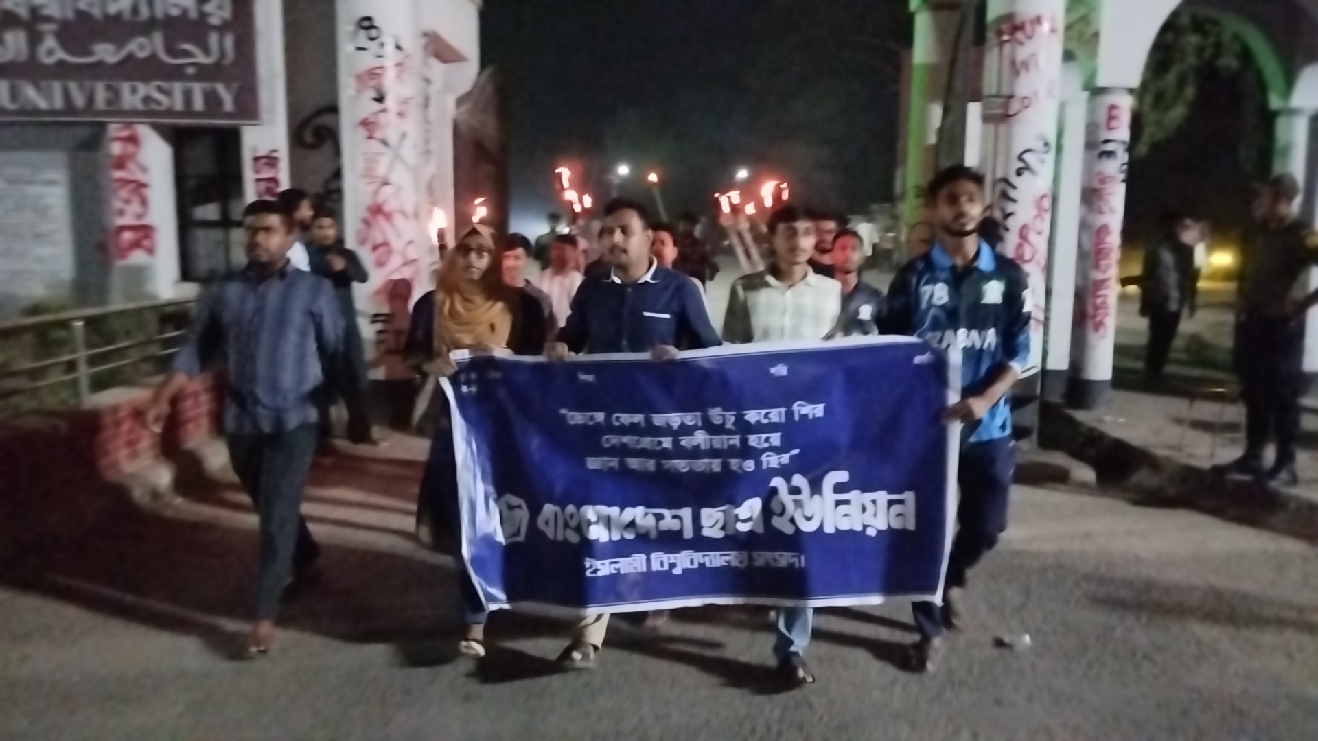 fa13e70c-4081-42dc-bae3-824a93bf35ce28816