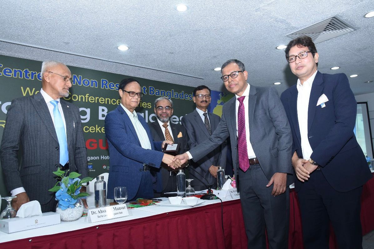 3ff25216-2206-4801-abbe-f5a6d631597030298