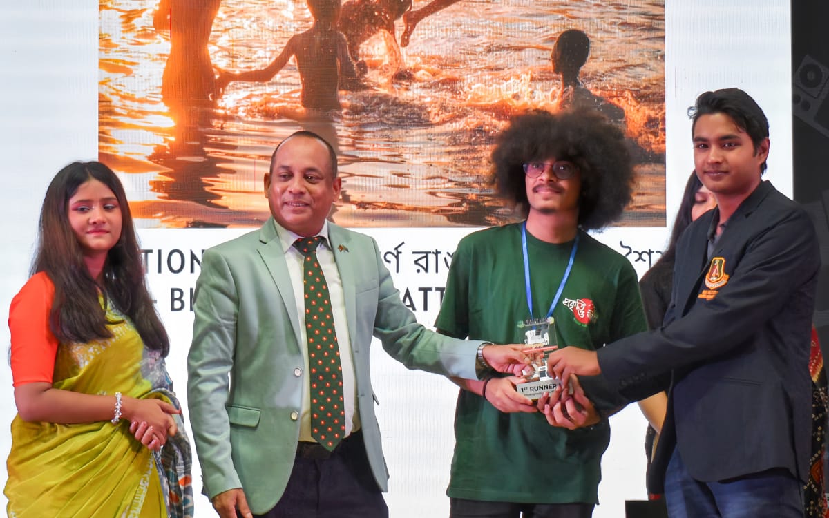 2ed8e42d-feb1-4976-ad99-b2612ee38f2227939