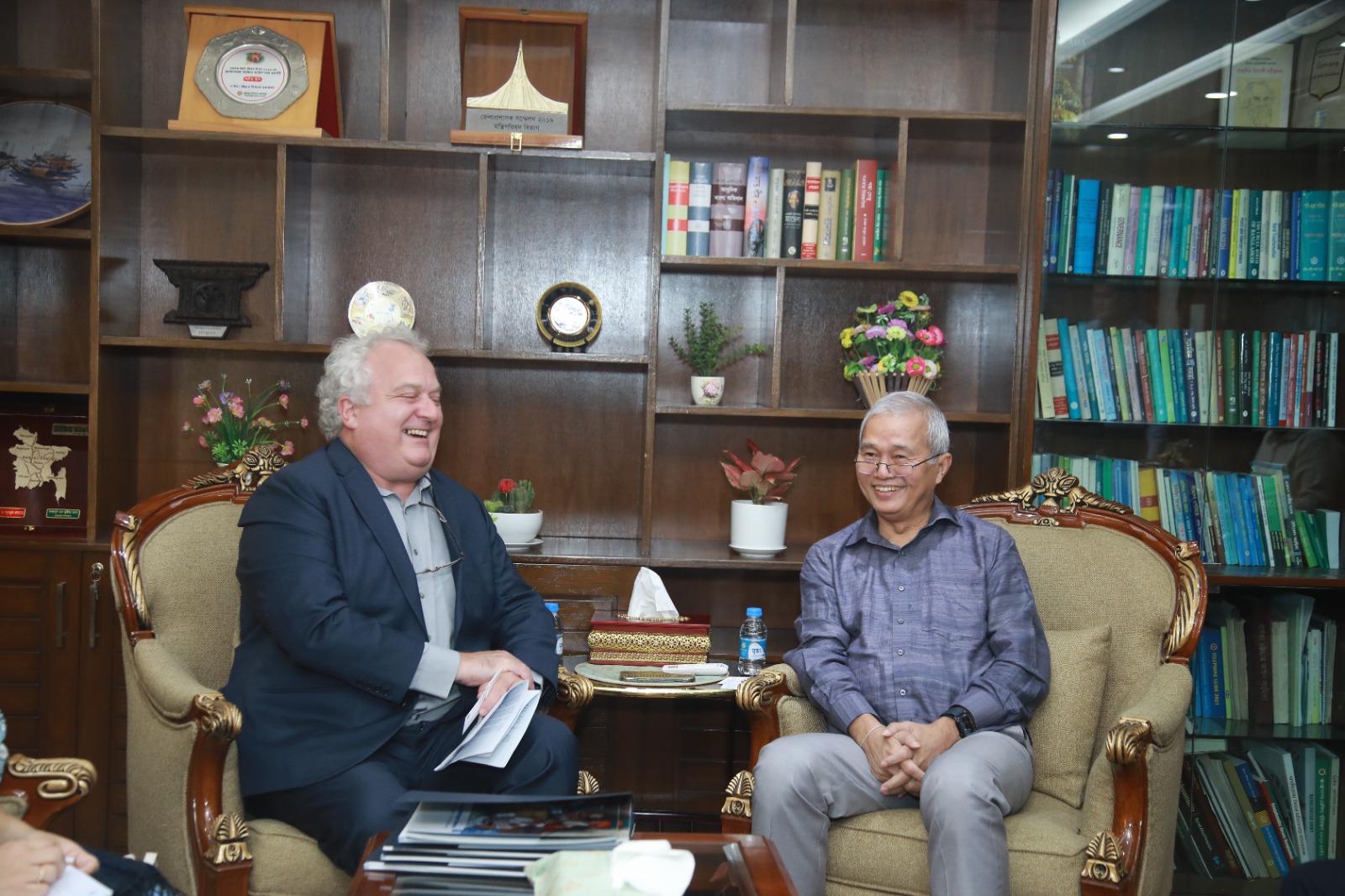 f981921f-4c3e-4f66-8c5f-338df54a154c27843