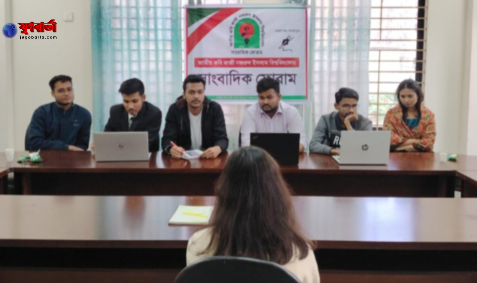 8ab5da9c-1f55-4868-80a8-9f561b96e83e30355